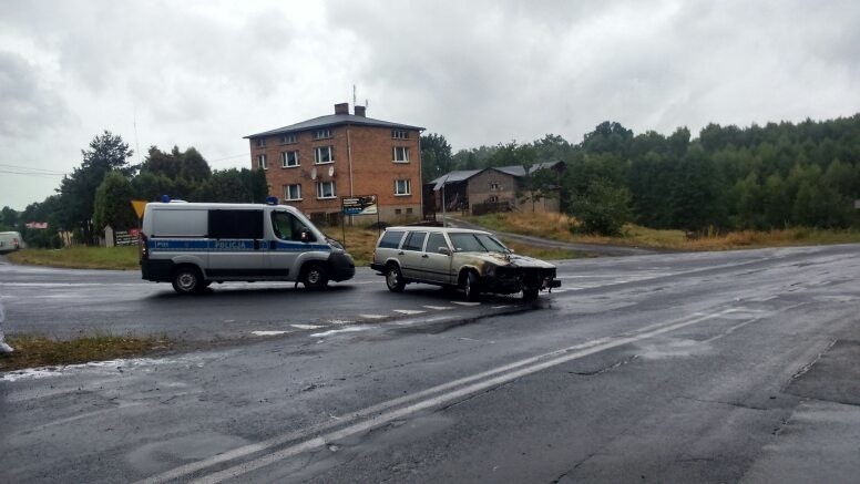 Powiat wodzisławski: Samochód stanął w płomieniach. Doszło do samozapłonu [ZDJĘCIA]
