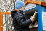 „Wędrujące książki” w Wieliczce. Otwarto pierwsze budki bookcrossingowe [ZDJĘCIA]