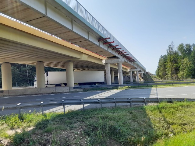 To już ostatni etap zmian organizacji ruchu związany z budową obiektu mostowego w ciągu drogi powiatowej nad obwodnicą Kielc