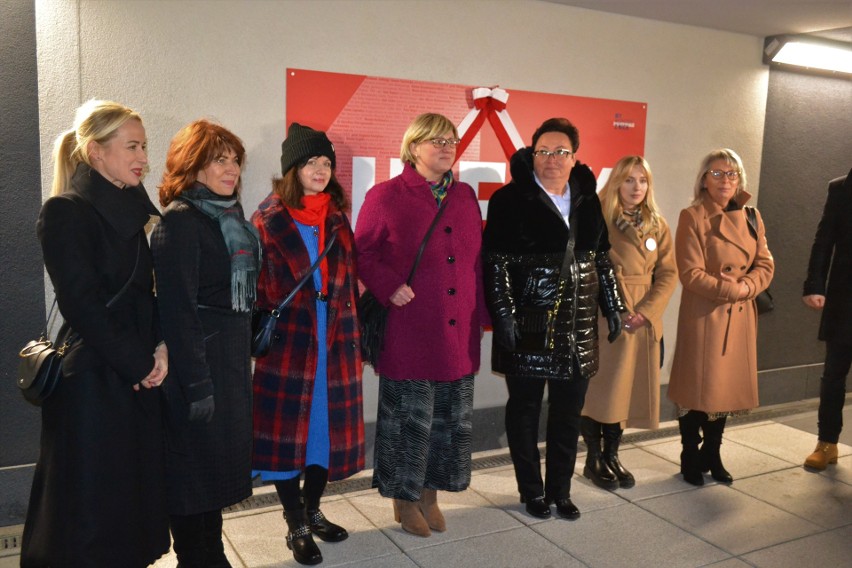 W Sosnowcu otwarto Rondo Praw Kobiet. Uroczystość odbyła się...