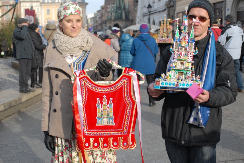 76. Konkurs Szopek Krakowskich. Po prezentacji na estradzie Targów Bożonarodzeniowych trafiły do Celestatu [ZDJĘCIA]