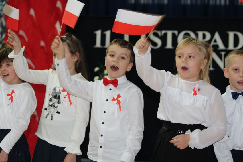Obchody Narodowego Święta Niepodległości w Jasieńcu. Zobacz zdjęcia z uroczystości