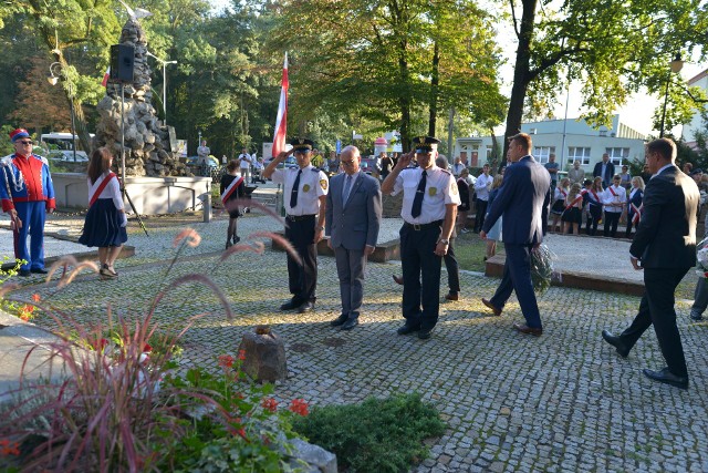 Uroczystość patriotyczna, upamiętniająca 79. rocznicę wkroczenia Armii Czerwonej na Kresy Wschodnie Rzeczypospolitej odbyła się w Sandomierzu w wojskowej części Cmentarza Katedralnego .