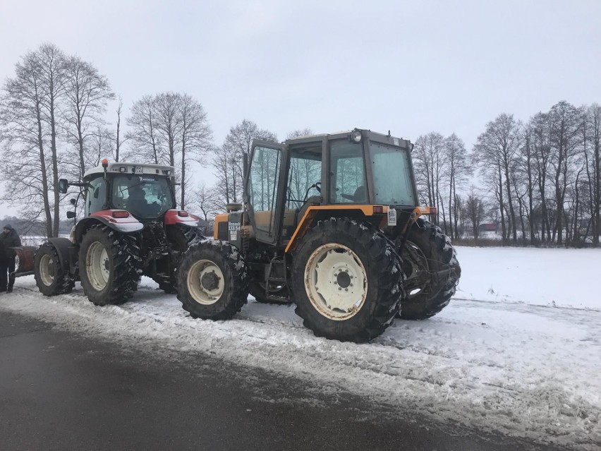 Powstanie Chłopskie 2019: Rolnicy zapowiedzieli protesty w całej Polsce. Zablokowali m.in. krajową ósemkę [ZDJĘCIA]