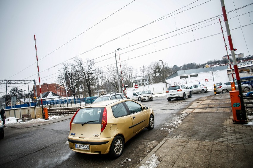 13.02.2017 gdansk  orunia, zbieg ulic dworcowa, goscinna i...