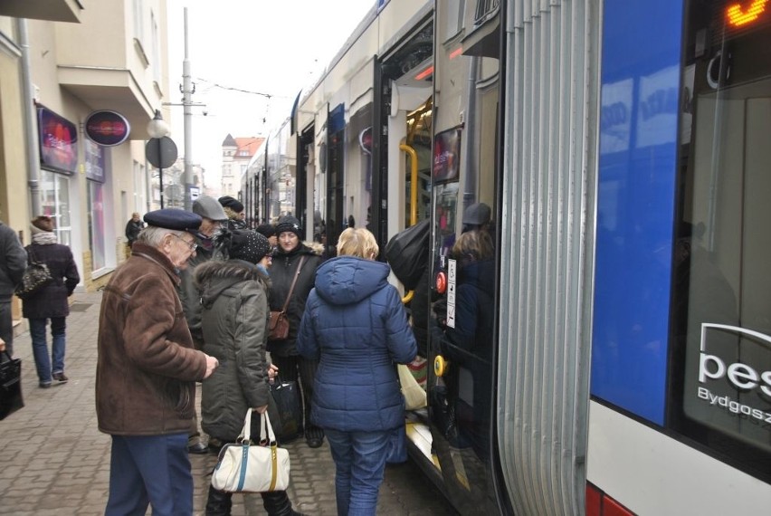 Testowany w Grudziądzu tramwaj jest warty ok. 7 mln zł....