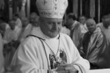 Edward Janiak nie żyje. Biskup senior diecezji kaliskiej zmarł w wieku 69 lat