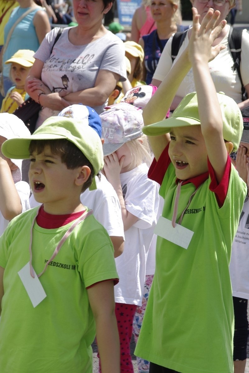 Dzień dziecka we Wrocławiu. 4000 najmłodszych na Pergoli