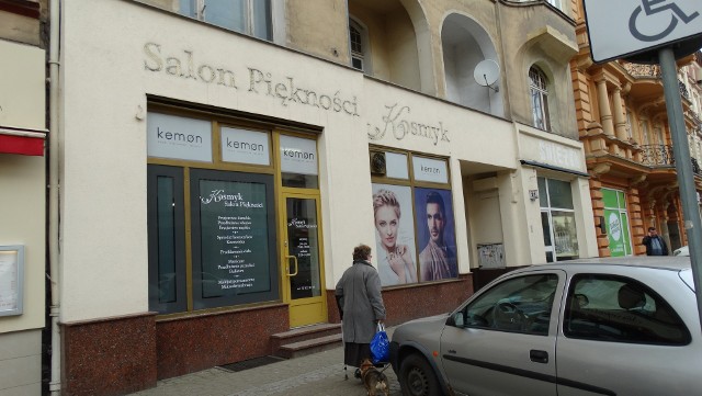 W niebyt odchodzi 120 lat tradycji salonu fryzjerskiego.