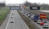 Minister we Wrocławiu: Mniejsze korki na A4 za 3 lata. Winiety na autostradach? Nie ma szans