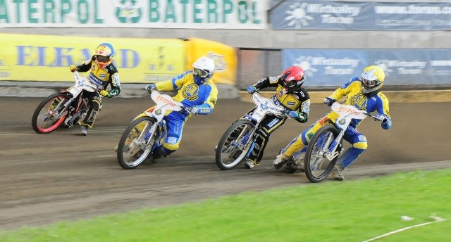 Na Motoarenie Unibax pokonał Stal Gorzów 55:35.