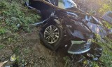 Wypadek w Bąkowie w gminie Kolbudy. Poszkodowane trzy osoby, w tym dwoje dzieci!