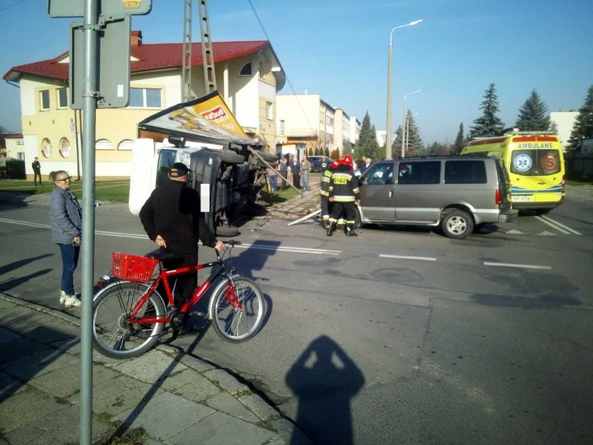 Wypadek na skrzyżowaniu ulic Długojowskiej i Odrodzenia w...