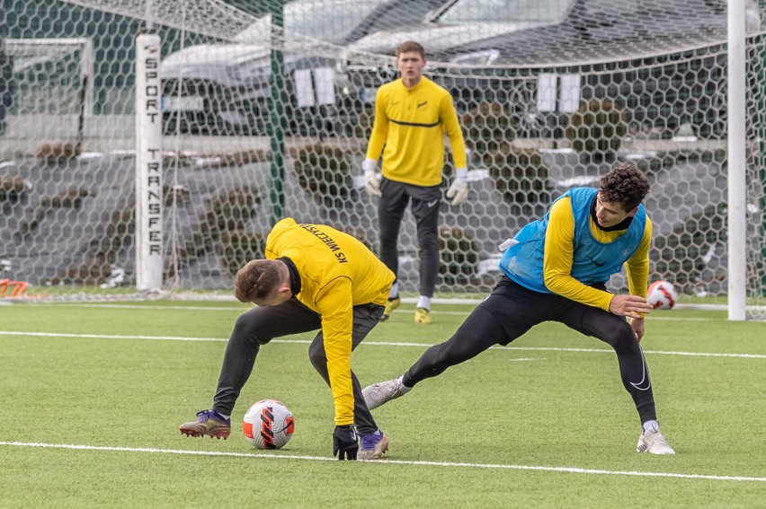 Wieczysta Kraków. Trening na stadionie Prądniczanki (11...