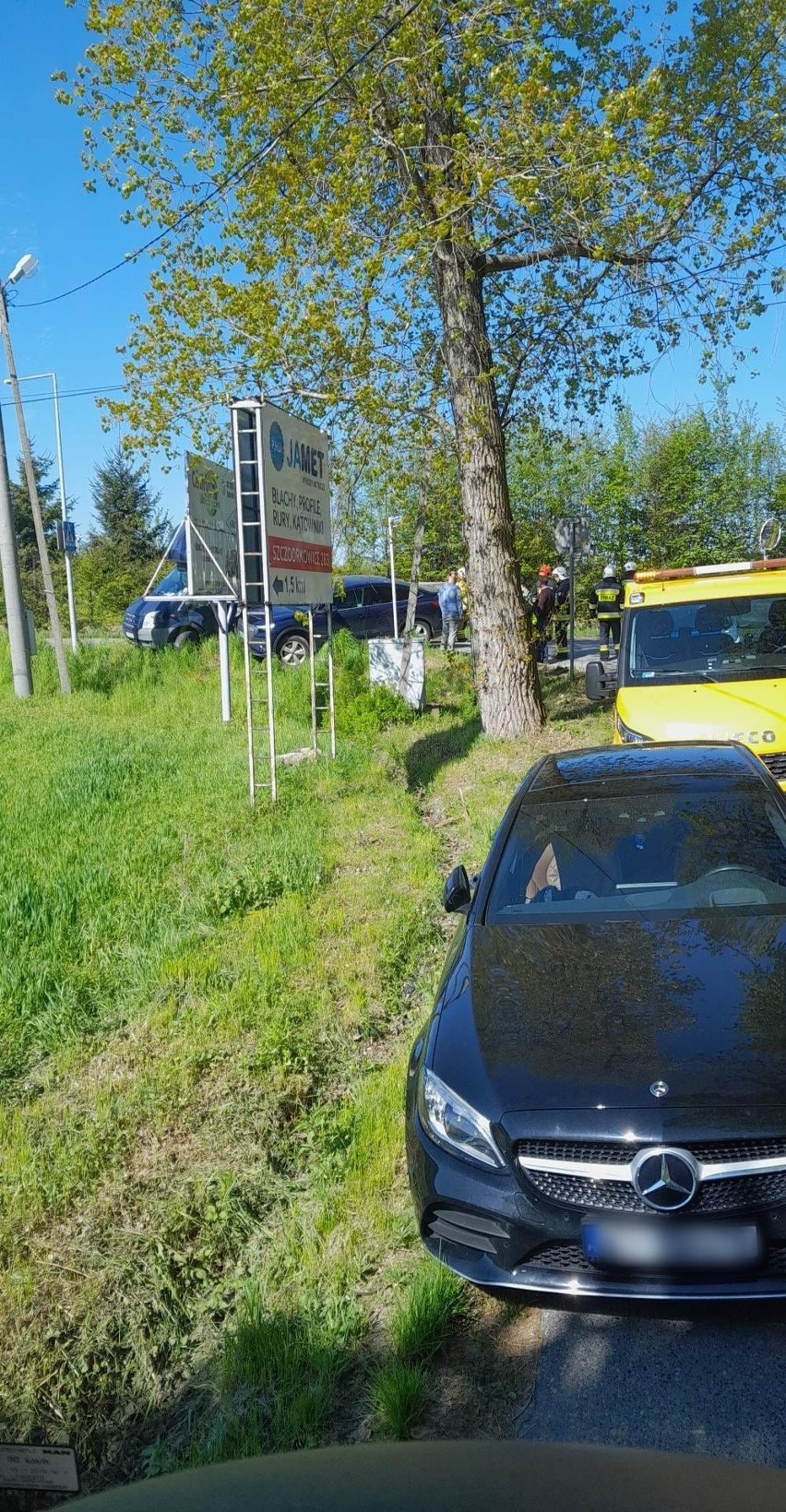 Wypadek na DW 794 w Cianowicach w gminie Skała