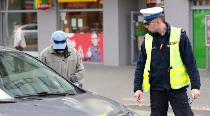 Policja sprawdzała trzeźwość. Wpadł m. in. były instruktor nauki jazdy (zdjęcia)