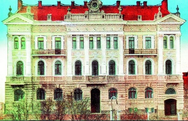 Siedziba Kasy Pożyczkowej Przemysłowców Łomżyńskich mieściła się przy ul. Dwornej