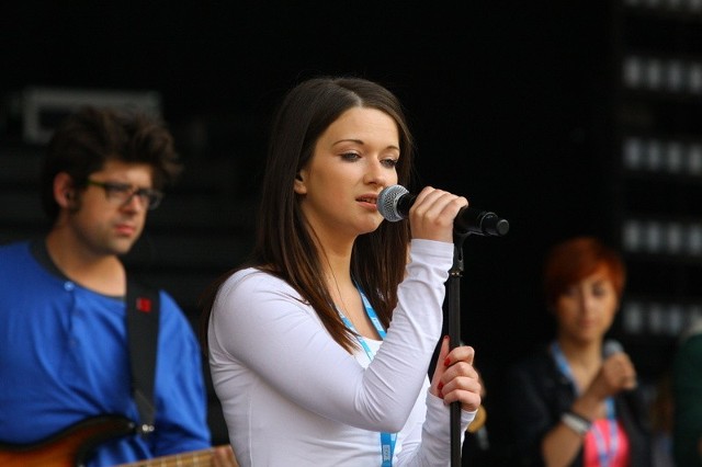 Opole 2012. Jula"Za każdym razem" - Jula zaśpiewa w sobotę w koncercie Premier na festiwalu w Opolu.