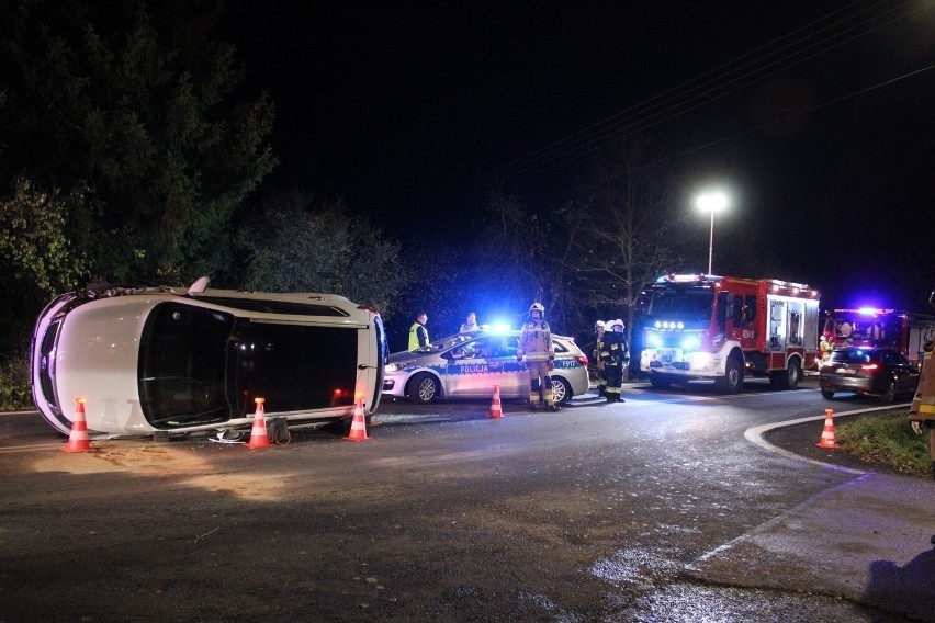 Wypadek dwóch samochodów osobowych w miejscowości Wadlew w...