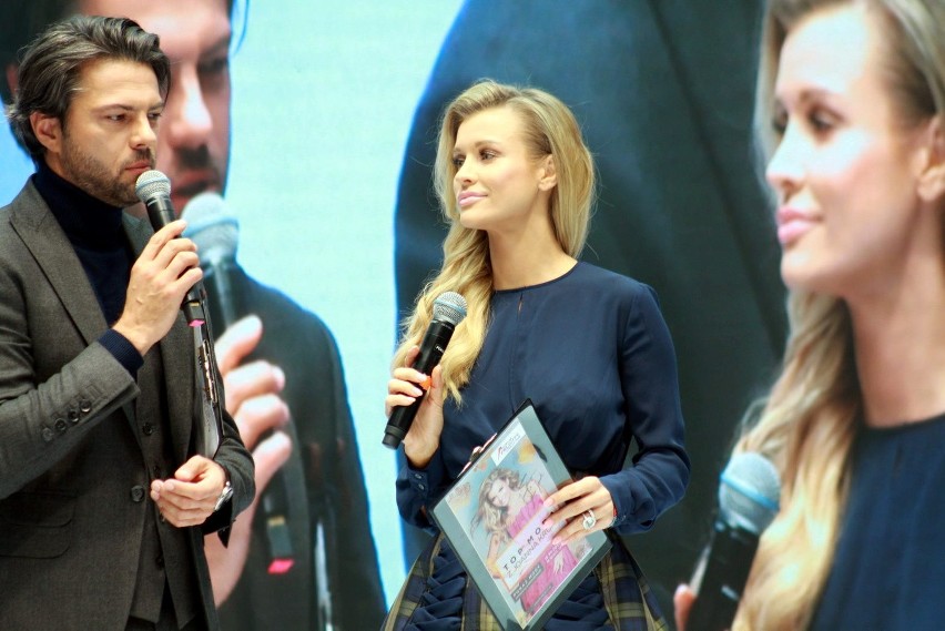 Joanna Krupa przyleciała z Miami na pokaz mody do Lublina (ZDJĘCIA, WIDEO)