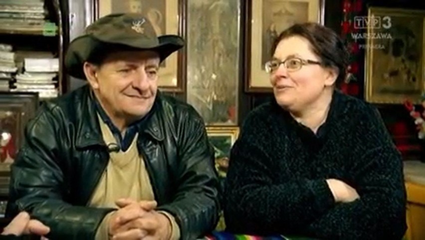 Laura i Zdzisław Bziukiewiczowie, właściciele Muzeum Kurpiowskiego w Wachu, bohaterami telewizyjnego programu "Owszem Mazowsze"