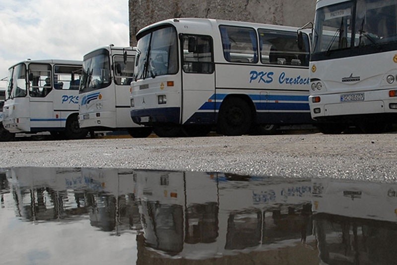 PiS obiecuje przeciwdziałać wykluczeniu transportowemu. W...