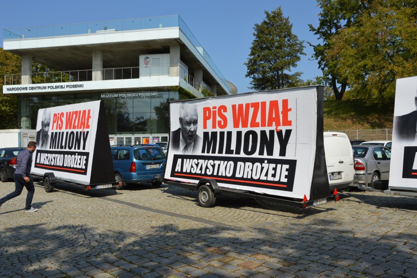 "Konwój wstydu PiS" ruszył w Opolszczyznę.