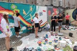 Trzy nowe murale w Łodzi namalowali młodzi artyści z czterech krajów Europy 