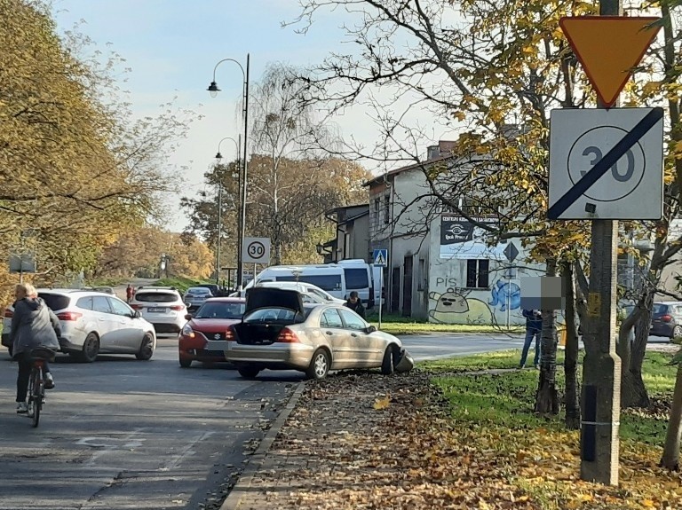 Wypadek dwóch samochodów na Wielkiej Wyspie (ZDJĘCIA)