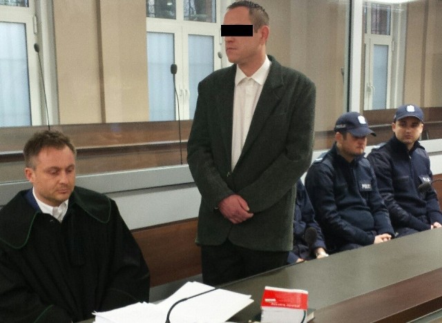 Biegli mają sprawdzić, czy oskarżony o zabójstwo w Prudniku był poczytalny w chwili zdarzenia.