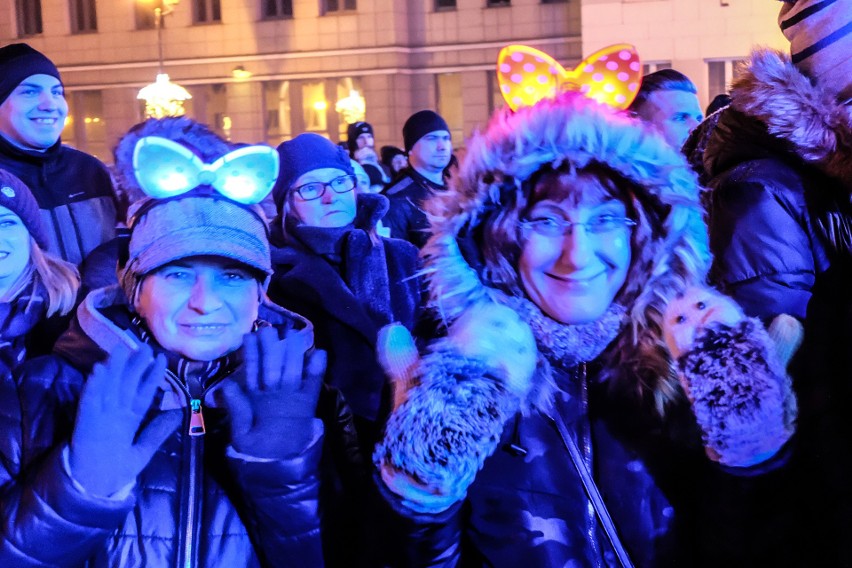 Sylwester w Białymstoku 2017. Białostoczanie bawili się na...