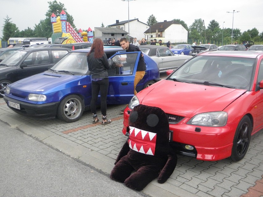 Blisko 200 tuningowanych samochodów można oglądać podczas...