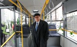 Prezydent Tadeusz Ferenc postanowił nagrodzić uprzejmego kierowcę autobusu MPK. Dostanie 1000 zł, bo zaczekał na pasażerkę