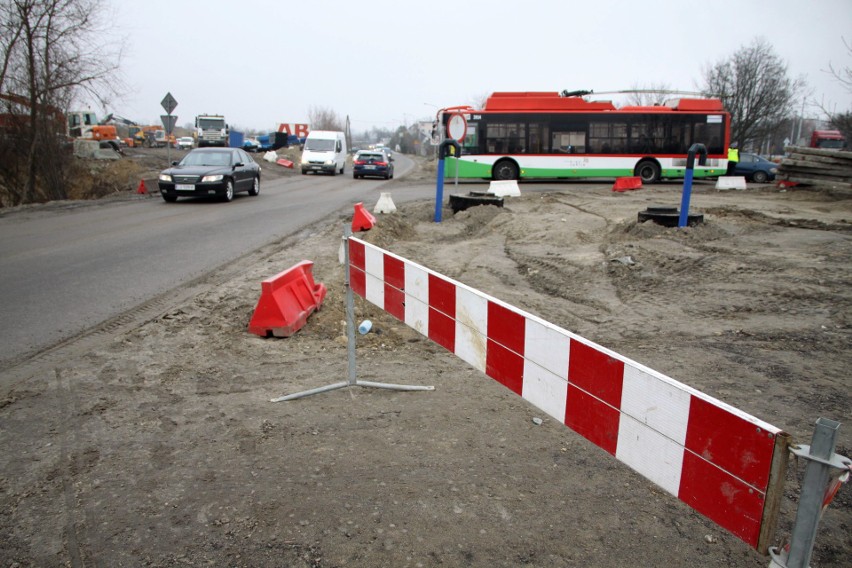 Przebudowa Krochmalnej z Diamentową. W końcu mniej kłopotów z przejazdem (ZDJĘCIA)