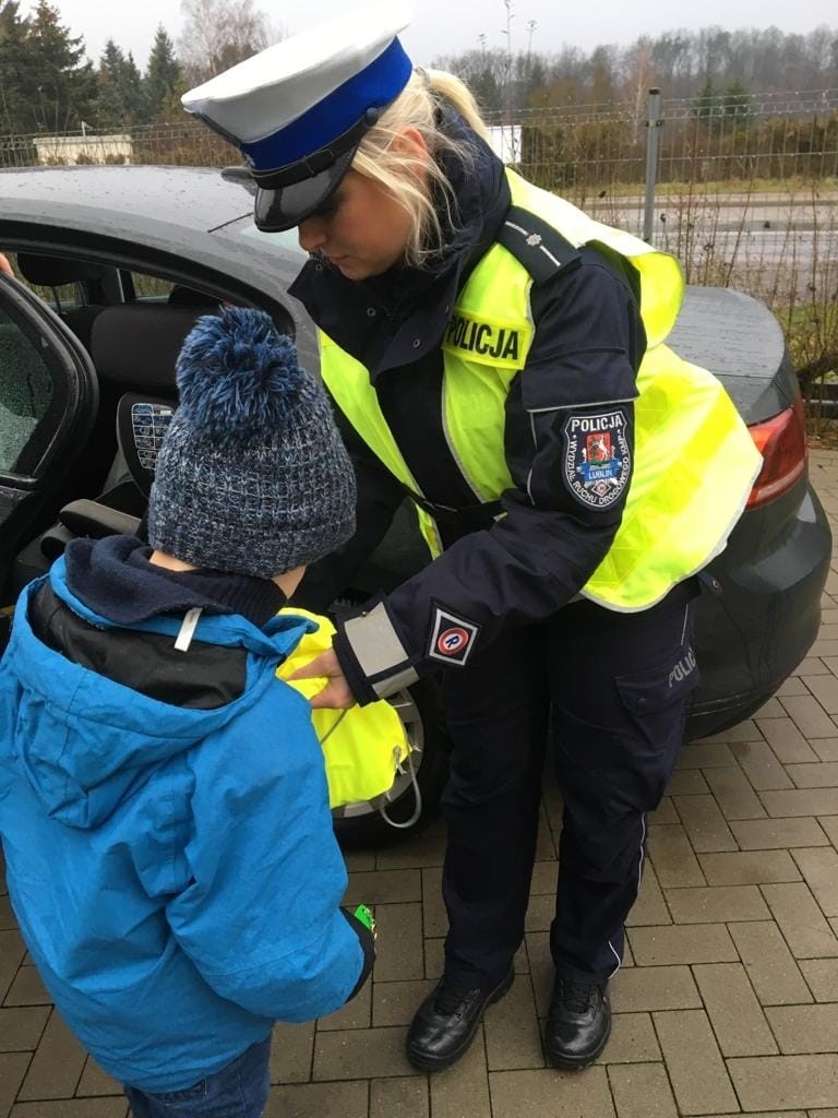 Akcja "Bezpieczny Maluch". Policjanci spotkali się z dzieciakami [ZDJĘCIA]