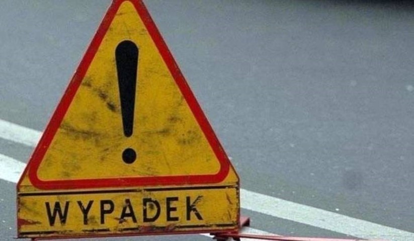 Wypadek z udziałem samochodu i motocykla w Tuchomiu (powiat...
