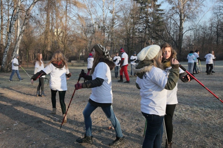 Nordic walking receptą na zwolnienia z wf-u w łódzkich gimnazjach [ZDJĘCIA]