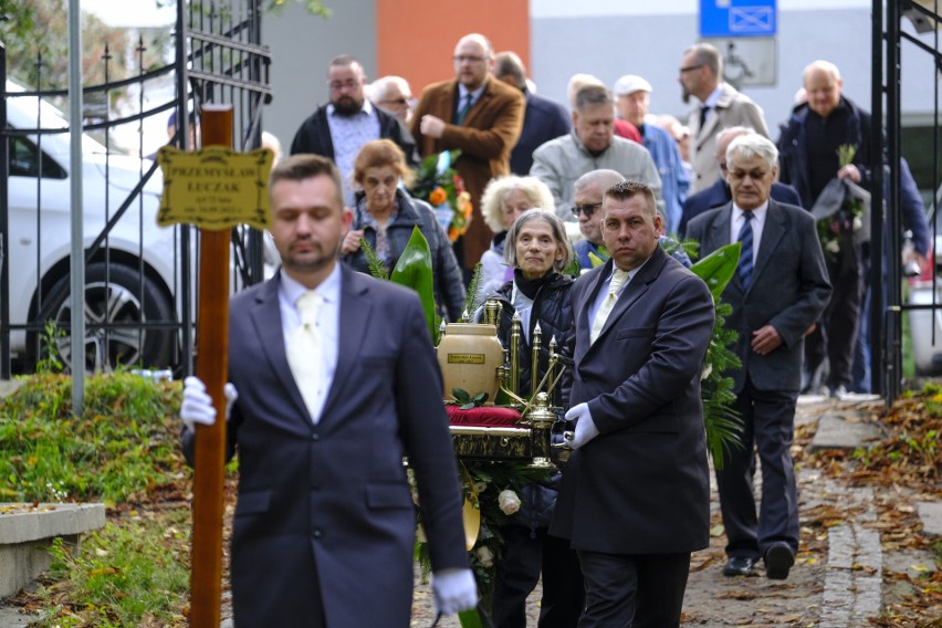 Na cmentarzu św. Jerzego przy ul. Gałczyńskiego w Toruniu...
