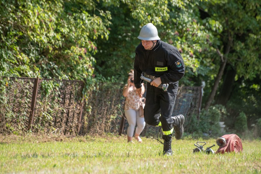 Obrażejowice. Druhowie z Kowar najlepsi w zawodach OSP [ZDJĘCIA]