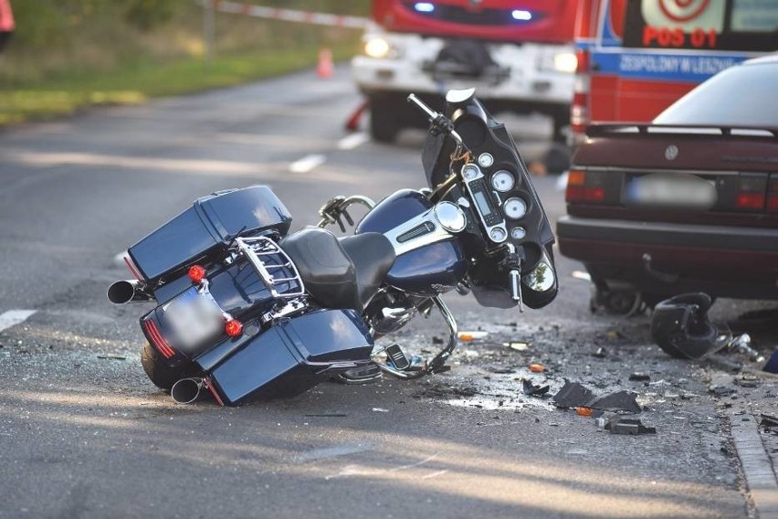 Dwóch motocyklistów w ciężkim stanie trafiło do szpitala po...