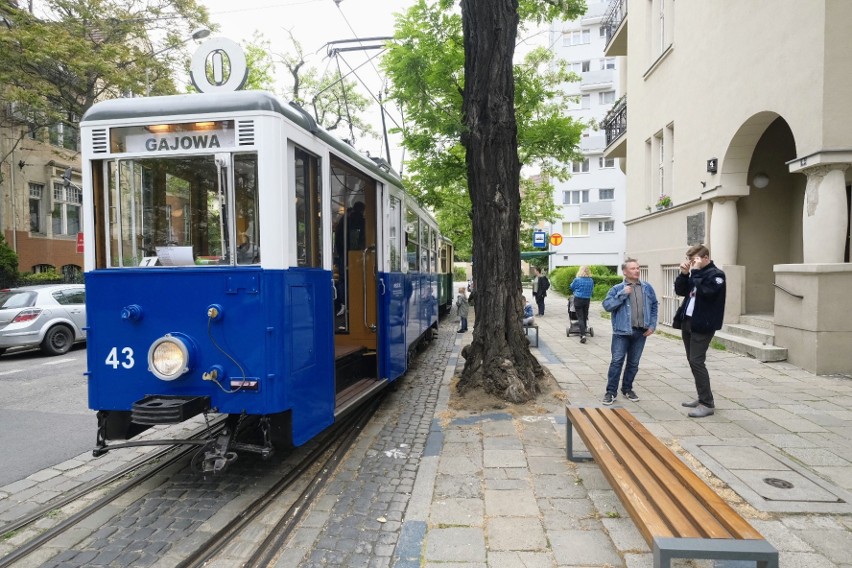 W niedzielę 29 maja linie turystyczne obsługiwane są przez...