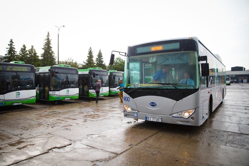 Komunikacja miejska. Chiński autobus elektryczny ruszył na podbój Białegostoku (zdjęcia)