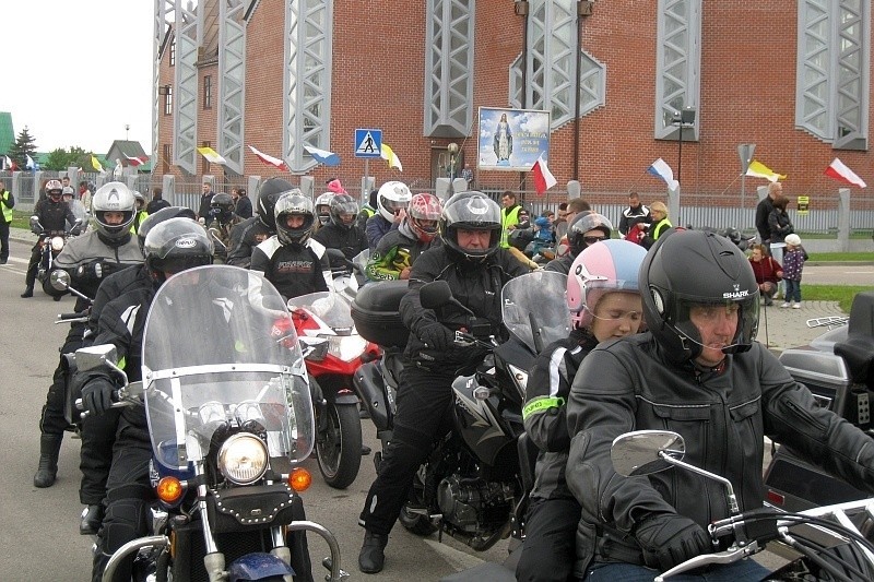 Wszyscy razem pojechali na zlot motocyklowy w Ciechanowcu, ,...