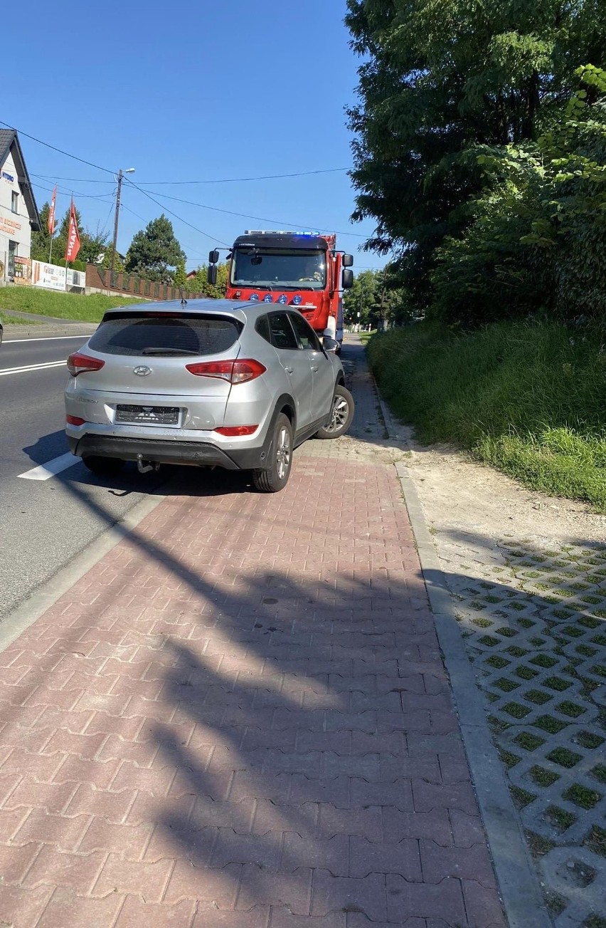 Zderzenie samochodów na drodze krajowej nr 94 w Szycach