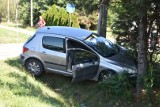 Wypadek na drodze Stalowa Wola-Pysznica. Auto zostało zepchnięte z drogi! 