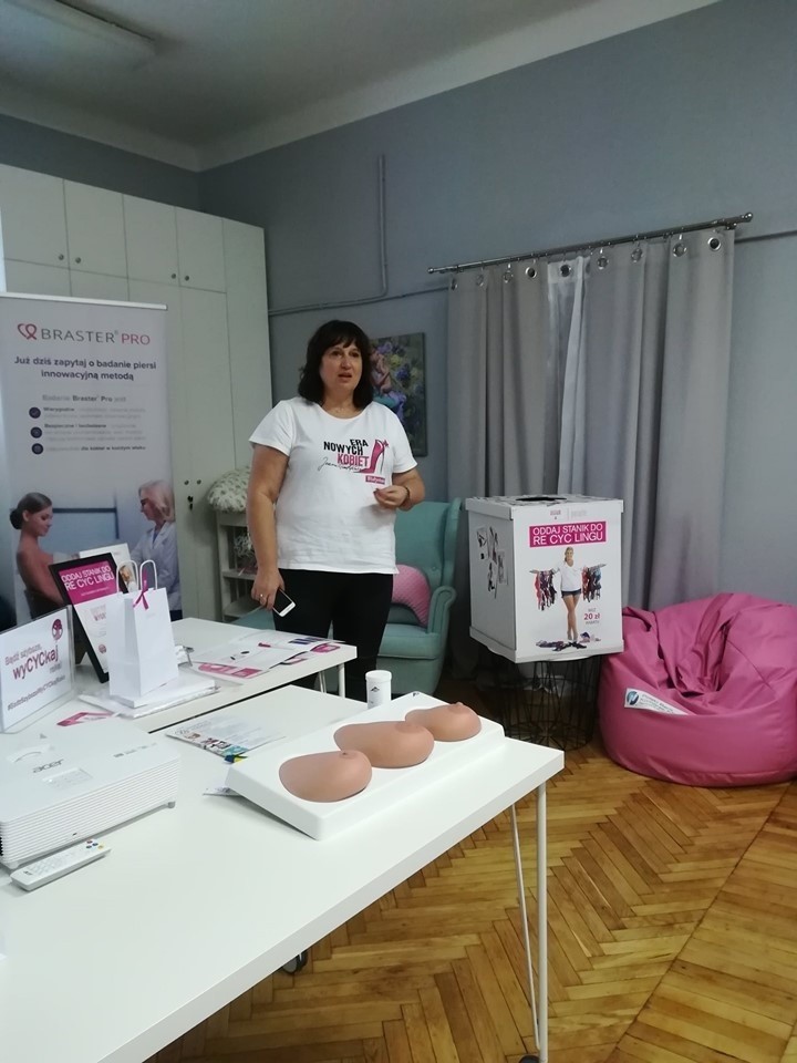 Instytut Rodziny w Michałowie ma aparat do badania piersi (zdjęcia) 