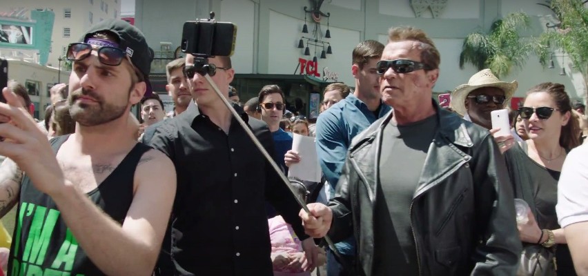 Arnold Schwarzenegger jako Terminator straszył turystów. Nie wierzyli, że to on (ZOBACZ FILM)