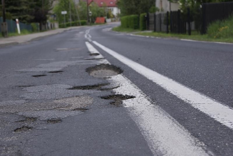 Olkusz. Remont na drodze 791 w Niesułowicach [ZDJĘCIA]