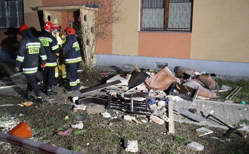 Wybuch gazu na Brackiej. Dusił żonę, a potem celowo doprowadził do eksplozji przepiłowując rurę? 