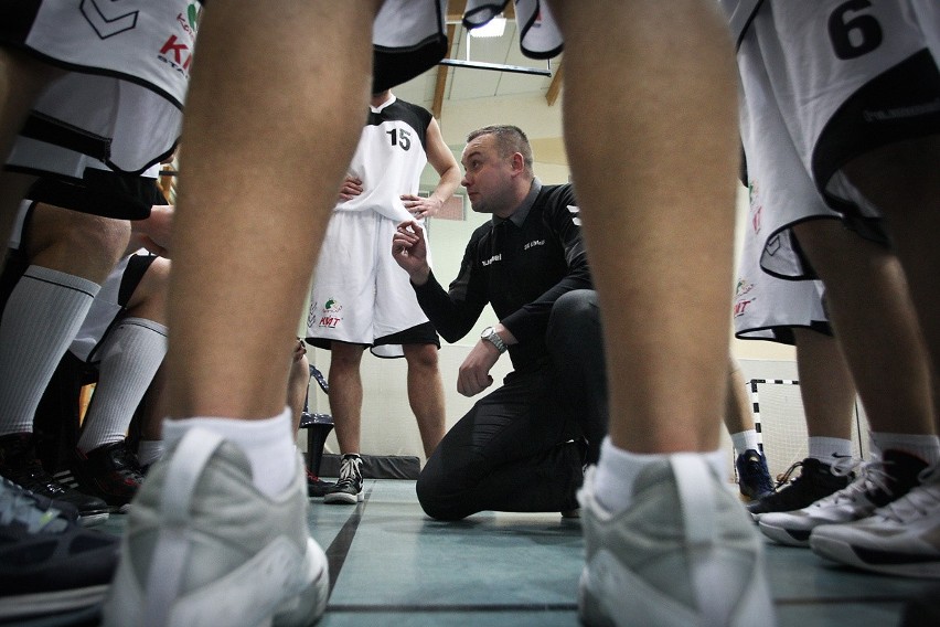 SSK Kobylnica - STK Czarni Słupsk  65:60